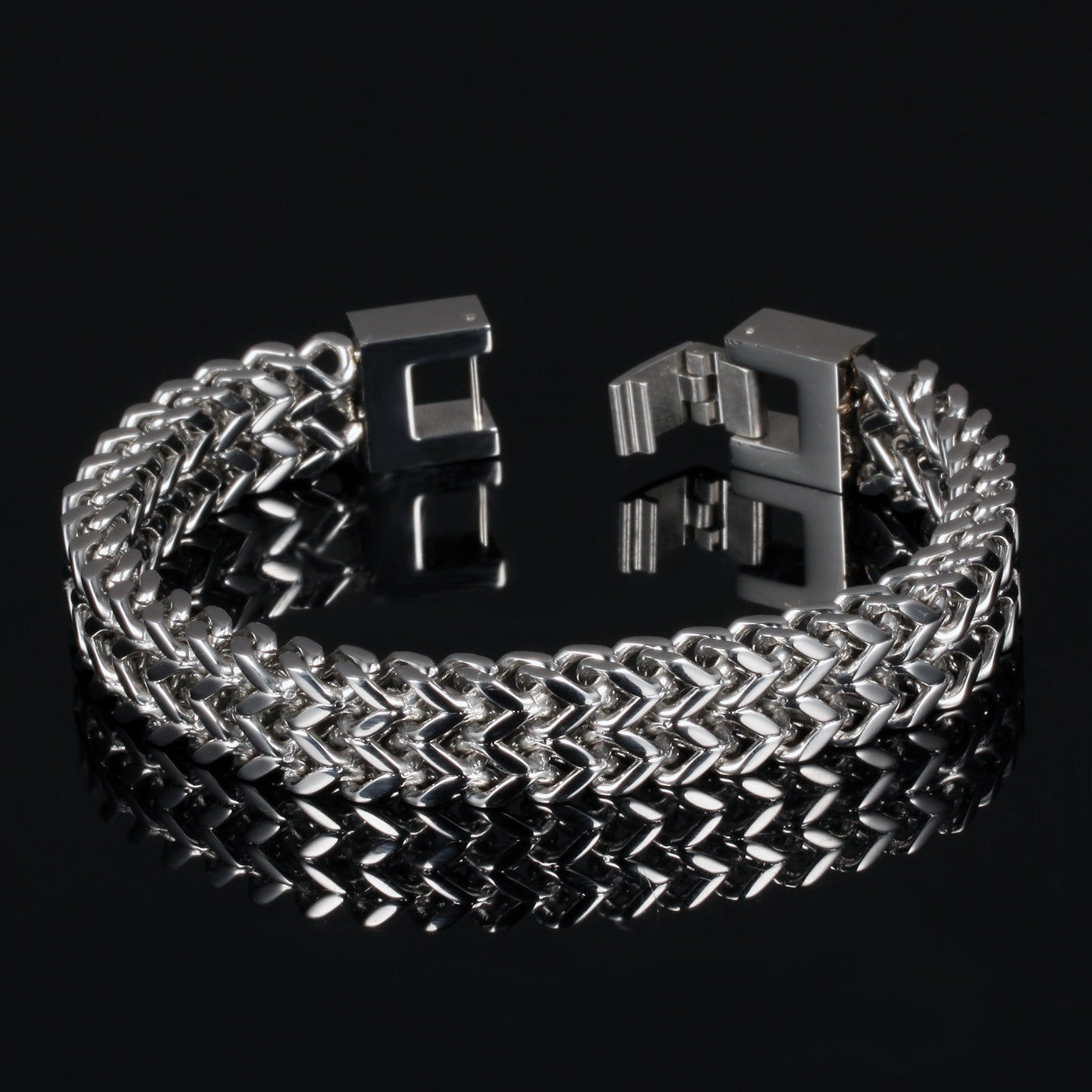 Venom Link Titanium Bracelet – 12mm
