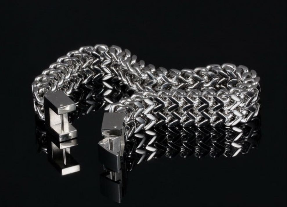 Venom Link Titanium Bracelet – 12mm